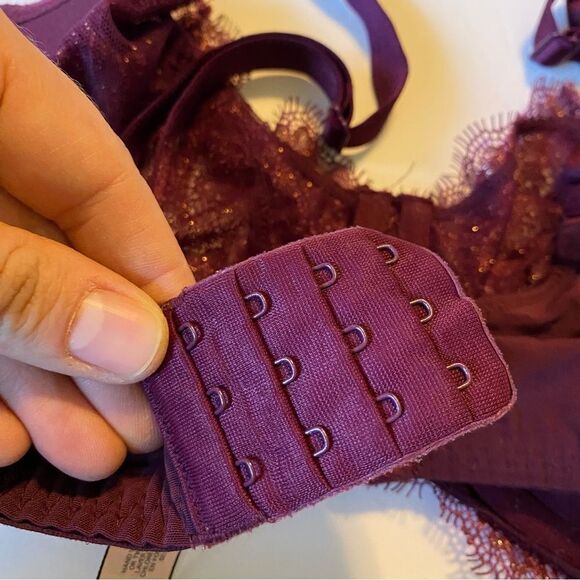 Victoria’s Secret DREAM ANGELS purple Lace Mesh
PUSH-UP WITHOUT PADDING 36DD - Picture 10 of 11